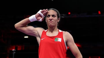 La boxeadora argelina campeona olímpica de boxeo en los Juegos Olímpicos de París 2024 en la categoría de -66kg se viralizó no precisamente por su medalla de oro, sino por los ataques tansfóbicos que se vertieron contra ella durante la competición.