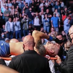 Silva consoles Weidman after brutal leg injury