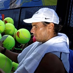 El campeón Djokovic defiende título ante un Nadal pletórico