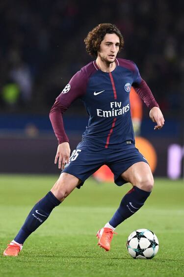 Barcelona out of the race to sign Chelsea's N'golo Kante