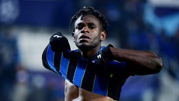 Duv&aacute;n Zapata, delantero del Atalanta, fue uno de los destacados a pesar de la derrota ante Villarreal que los dej&oacute; fuera de Champions League