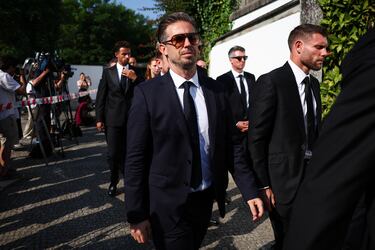 James Milner el día de la ceremonia fúnebre del futbolista portugués del Liverpool Diogo Jota y su hermano André Silva.