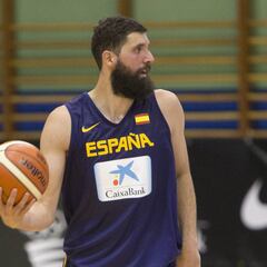Mirotic explica su no a España: "Estaré trabajando todo el verano"