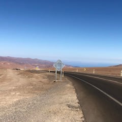Es considerada la carretera más peligrosa del norte de Chile: vía estrecha, curvas cerradas y un duro invierno