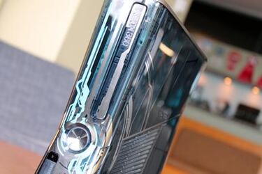 Imágenes: Edición Halo 4 de Xbox 360