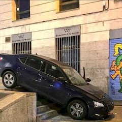 Las escaleras ‘trampa’ de Madrid donde encallan taxis y VTC