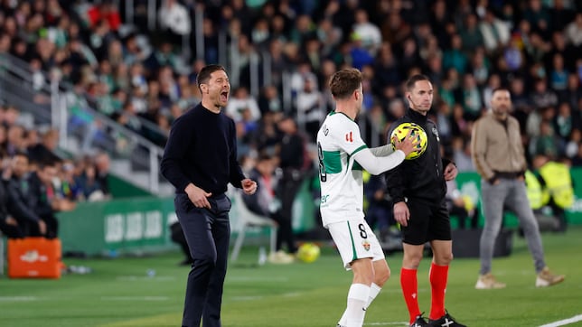 Sarabia agrava el caos de Xabi Alonso