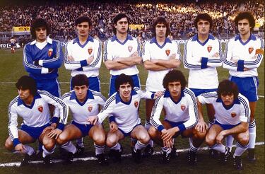 Antic, quinto jugador de pie, empezando de izquierda a derecha, coincidió con jugadores como Amorrortu (capitán en la foto y a su lado derecho), Víctor (segundo agachado), Pichi Alonso (a su lado izquierdo) y Valdano (cuarto en la fila agachado).