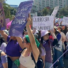 Marcha 8M en Santiago: dónde es, recorrido, horarios y cómo asistir a la conmemoración del Día de la Mujer