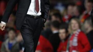 Wenger ha revelado, en una entrevista en 'The Times', que él tuvo conocimiento de las intenciones del gasto sin precedentes del Real Madrid cuando rechazó el planteamiento del club presidido por Florentino Pérez pero que la oferta no le tentó en ningún momento.