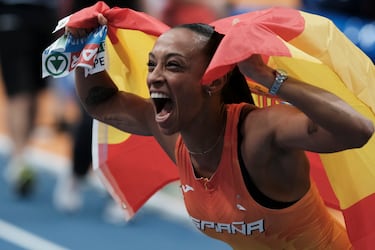 La atleta española del triple salto se impone en los Europeos de Apeldoorm con un salto de 14,37 metros.