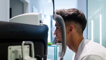 Iván Romero, pendiente de evolución por la erosión ocular producida por Lamine Yamal