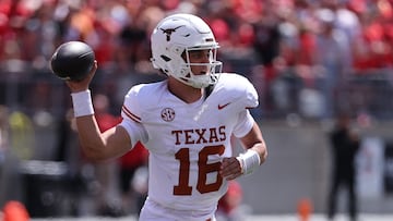 More than a dozen NFL scouts watched as the Texas quarterback struggled, leaving his projected No. 1 draft pick status in question.