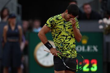 Best pictures as Carlos Alcaraz wins Mutua Madrid Open