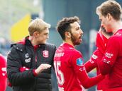 'Cimbi' Cuevas sufre con el descenso del Twente en Holanda