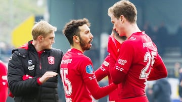 'Cimbi' Cuevas sufre con el descenso del Twente en Holanda