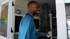 Bakambu sorprende: "Aún soy jugador del Villarreal..."