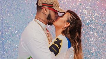 Anuel AA y Karol G v&iacute;a Instagram (@anuel_2blea). Febrero 2020.