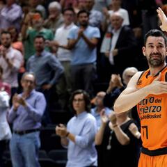 Rafa Martínez se despide entre lágrimas 623 partidos después