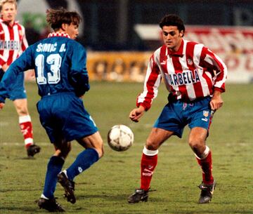 Kiko Narváez

Calidad y duende a raudales. El delantero llegó desde Cádiz en 1993 y vistió la camiseta del Atlético durante ocho temporadas. Todo un referente, con mucho talento y pieza clave en el Doblete para conquistar la Liga y la Copa del Rey. Autor de 64 goles con la rojiblanca y todo un ídolo en el Vicente Calderón.