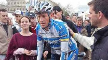 <b>PARIS-CAMEMBERT. </b>Lance Armstrong volvía a la competición después de su retirada en la París Niza.