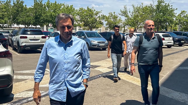 Felipe Miñambres deja el Levante