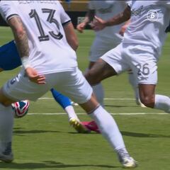 “Era penalti a Julián y no falta de Sorloth”