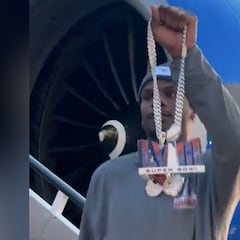 Rashee Rice shows off Super Bowl chain