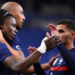 Francia golea a Ucrania en el debut goleador de Camavinga