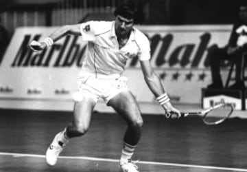 Es considerado como uno de los mejores tenistas de todos los tiempos, debutó en 1970. Su extrema competitividad le hizo destacar en las canchas, a comienzos de los ochenta y después de un parón de éxitos volvió a los primeros puestos ganó el Roland Garros en 1982 y el Abierto de EEUU en 1982 y 83, y en 1984 alcanzaría por quinta vez la final de Wimbledon pero perdió ante McEnroe.