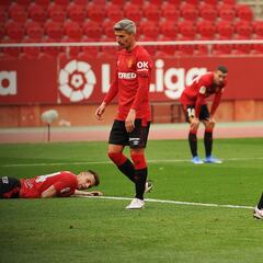 Al líder se le atraganta jugar en casa