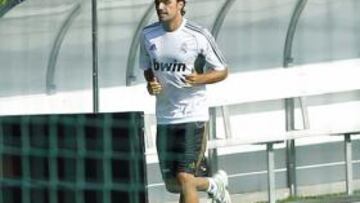 El Getafe logra la cesión de Pedro León y está obligado a comprarle en 2012