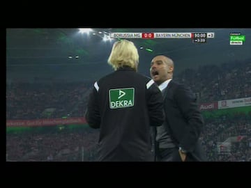 En Octubre de 2014 Pep Guardiola y Bibiana Steinhaus, cuarta árbitra durante el choque del Bayern ante el Moenchegladbach (0-0), dio muchísimo de qué hablar en Alemania. Todo sucedió en tiempo de descuento. El colegiado había añadido tres minutos, cuando