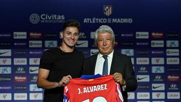 Cerezo, a Julián: “Es imposible explicar el Atleti sin argentinos”