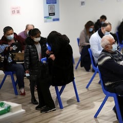 Aviso de Sanidad: "Aumenta la evidencia de que Ómicron escapa a la inmunidad de la vacuna"