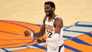 El pívot Deandre Ayton firmó una extensión de cuatro años y 133 millones de dólares para quedarse en el Footprint Center, casa de los Phoenix Suns.