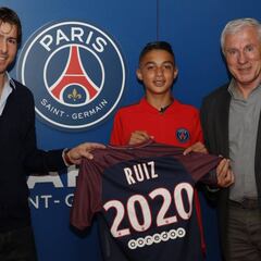 El PSG ata a un excanterano del Barcelona de tan solo 15 años