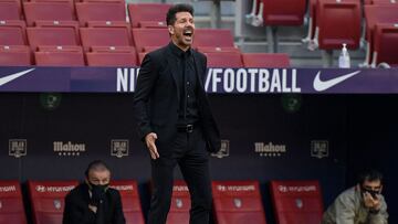 Simeone, durante el partido contra el Eibar.