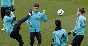 Marcelo reaparece muy activo en el entrenamiento del Madrid