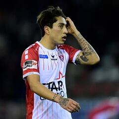 Omar Govea titular indiscutible, Mouscron derrotado en Bélgica