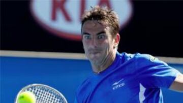 UN SET. Es todo lo que Robredo pudo arrebatar a Federer.