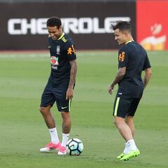 Neymar y Coutinho tendrán más libertad en la nueva Brasil de Tite
