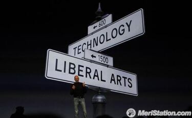 Apple anuncia el iPhone 4