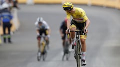 Pogacar no deja ni las migajas