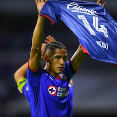 Uriel Antuna anotó doblete en el Cruz Azul vs Chivas
