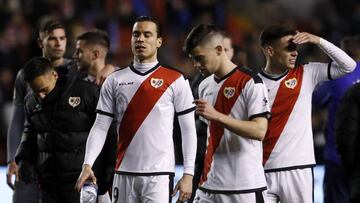 De Tom&aacute;s, Pozo y &Aacute;lex Moreno, al t&eacute;rmino de un partido.