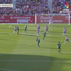 Desde 40 metros, por la escuadra y con el ascenso en juego: el Eibar mete el gol del año