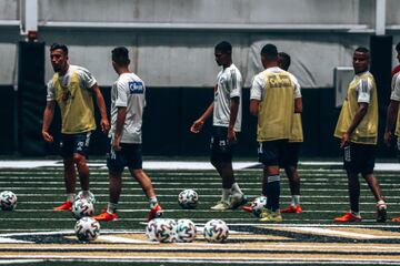 Millonarios entrenó en el Nicholson Fieldhouse de la UCF antes de enfrentar al Everton en Orlando por la Florida Cup.