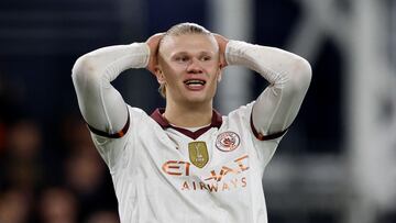 Soccer Football - FA Cup - Fifth Round - Luton Town v Manchester City - Kenilworth Road, Luton, Britain - February 27, 2024 Manchester City's Erling Braut Haaland reacts Action Images via Reuters/Peter Cziborra