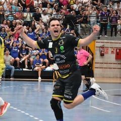 El Cangas se mantiene en la Asobal